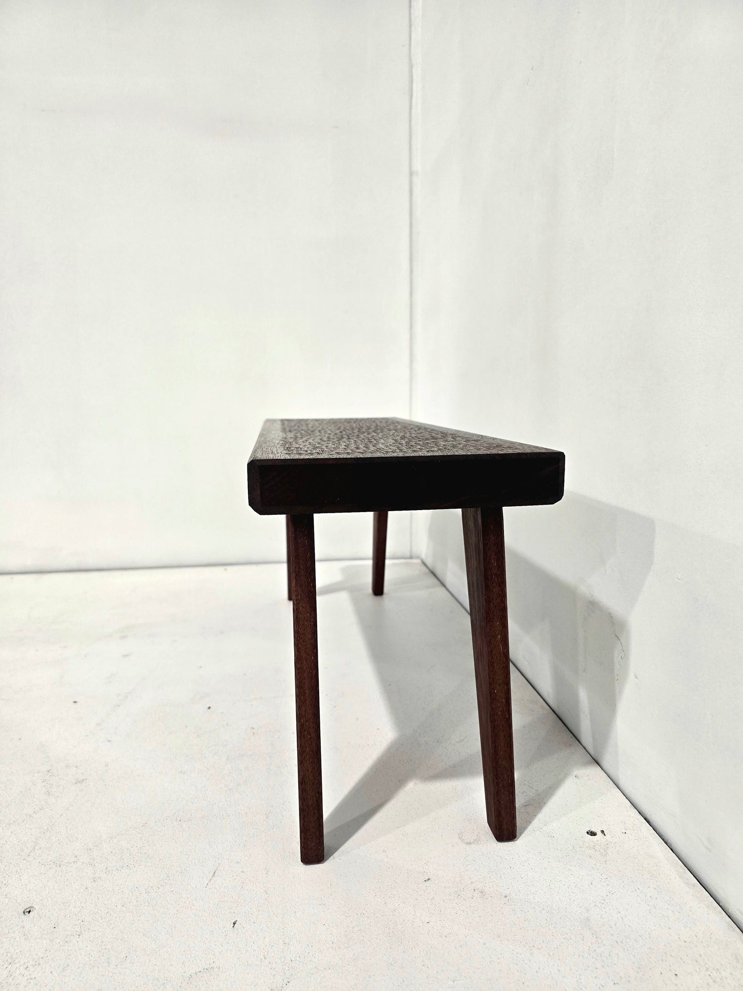 Naguri Stool