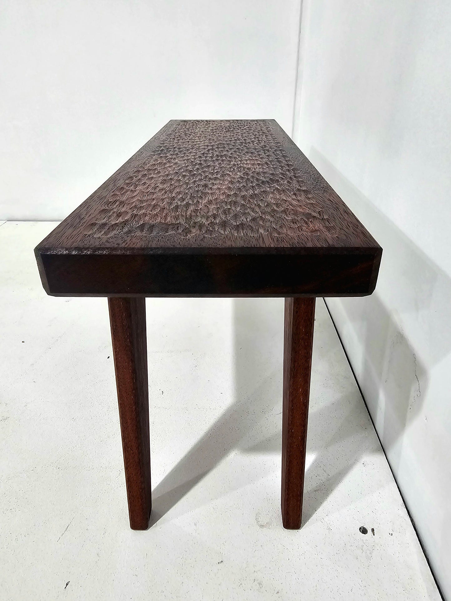 Naguri Stool